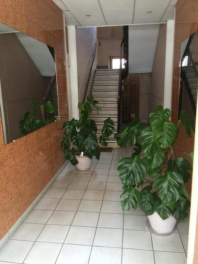 Appartement T4 70M2 - Meuble - Centre Ville - Proche Thermes ロン・ル・ソーニエ エクステリア 写真