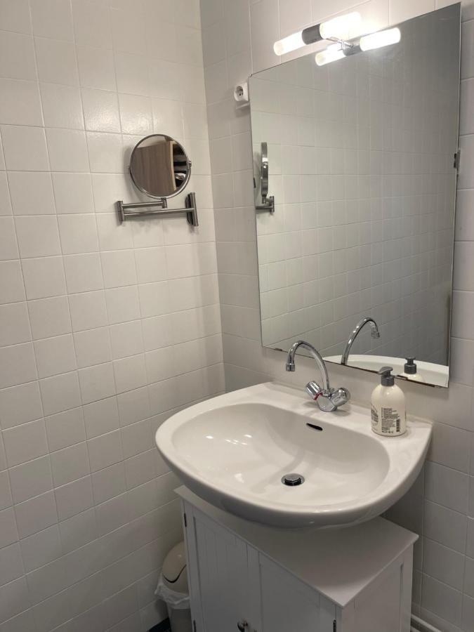 Appartement T4 70M2 - Meuble - Centre Ville - Proche Thermes ロン・ル・ソーニエ エクステリア 写真