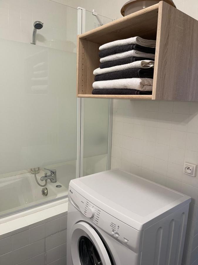 Appartement T4 70M2 - Meuble - Centre Ville - Proche Thermes ロン・ル・ソーニエ エクステリア 写真
