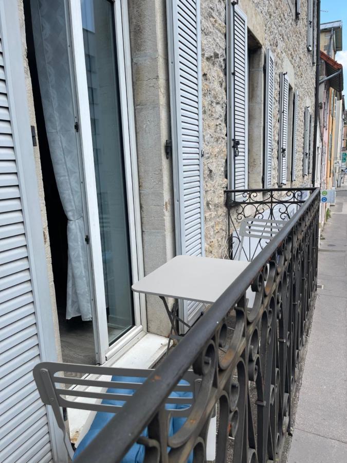 Appartement T4 70M2 - Meuble - Centre Ville - Proche Thermes ロン・ル・ソーニエ エクステリア 写真